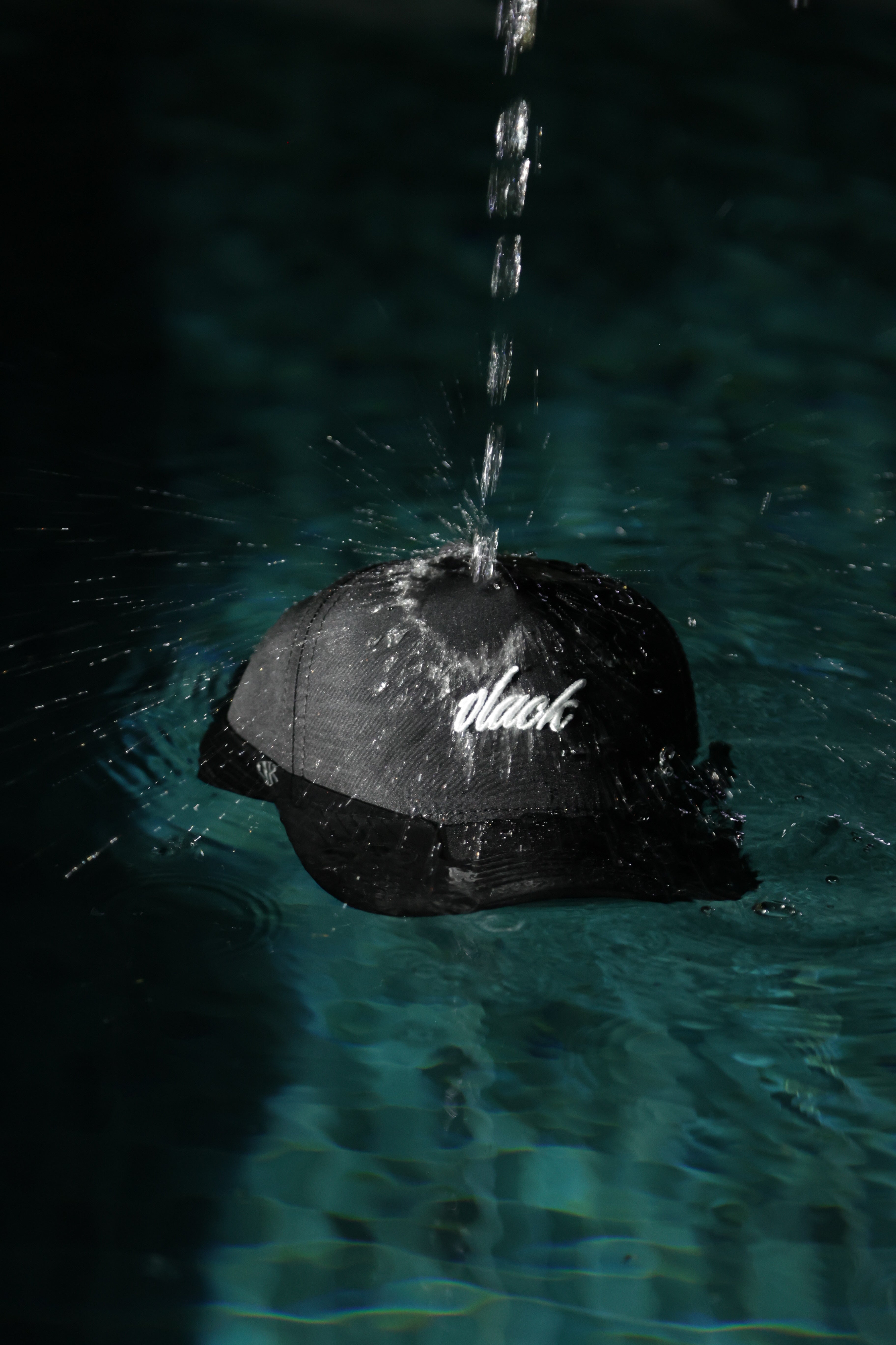 OCEANS | IMPERMEABLE CAP