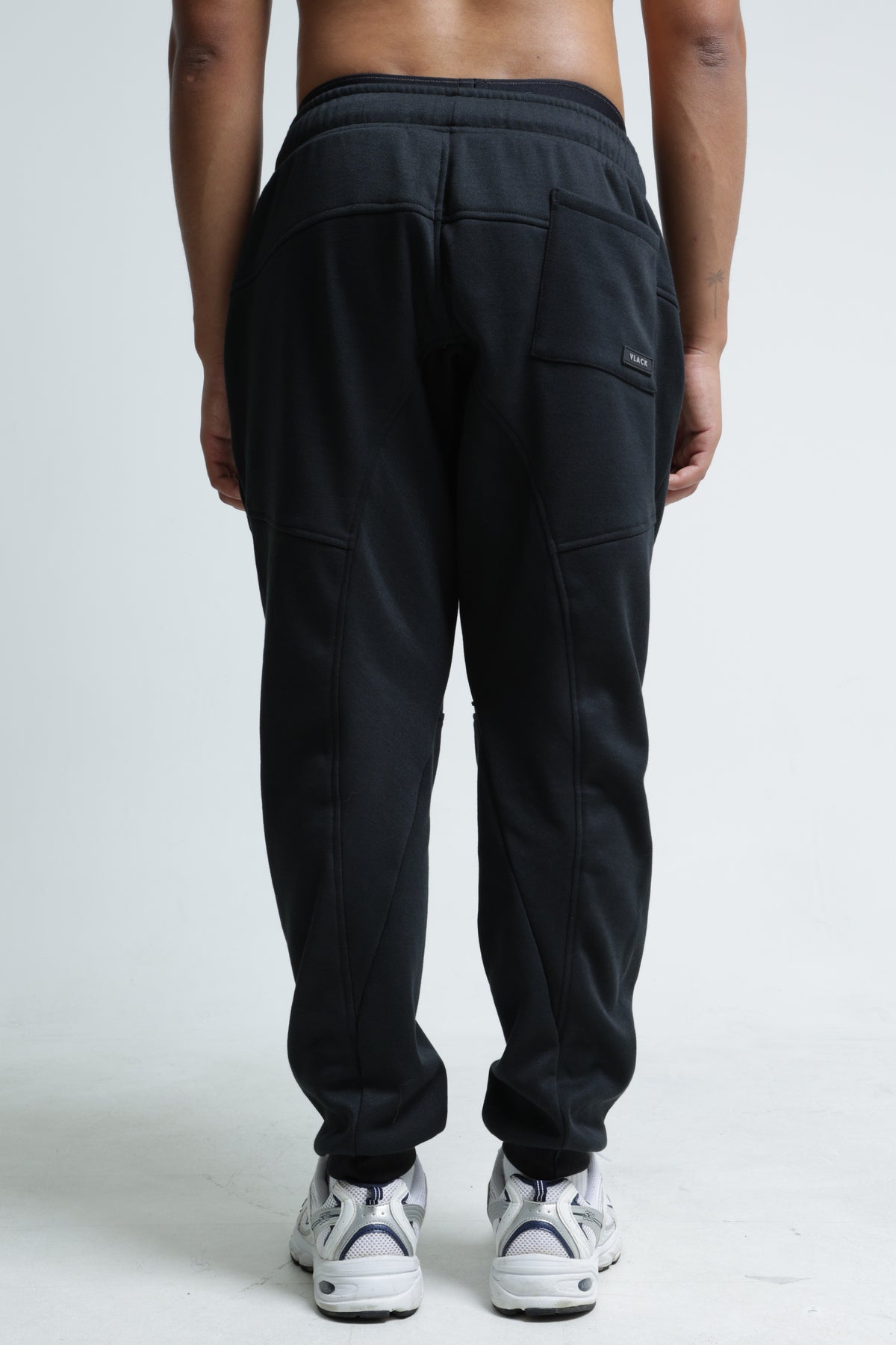 SPESSORE | JOGGER