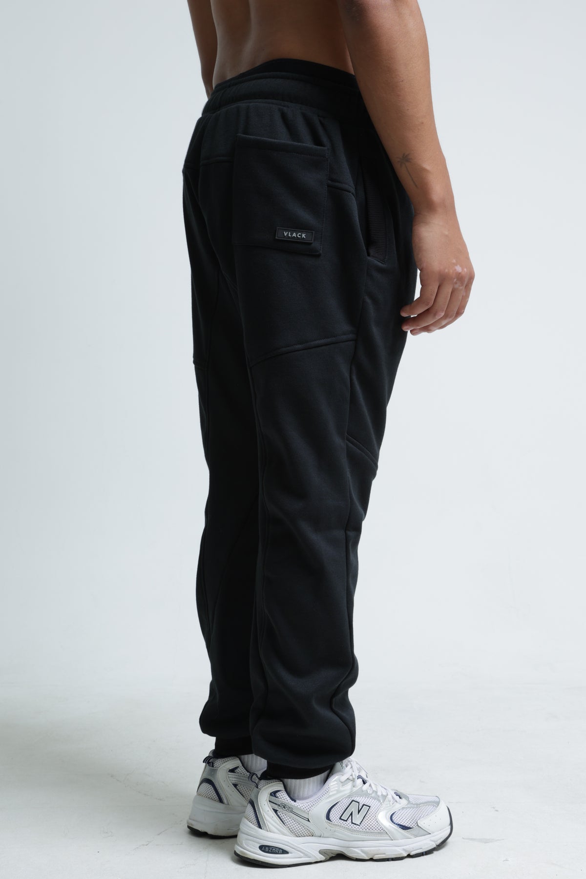 SPESSORE | JOGGER
